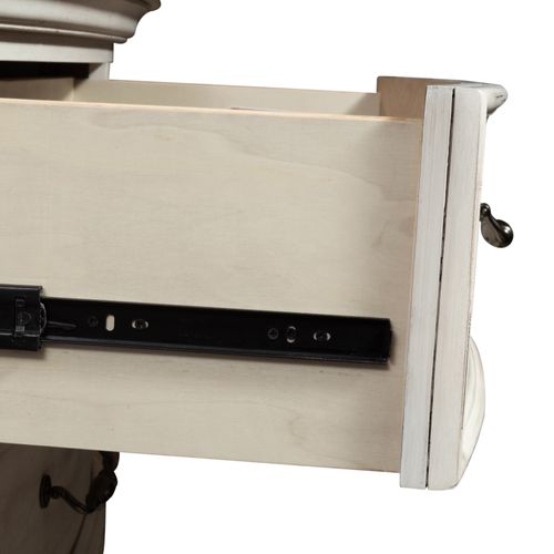 Nabey Dresser