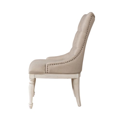 Nabey Chair