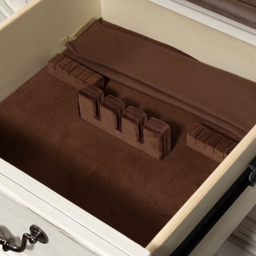 Nabey Hutch & Buffet