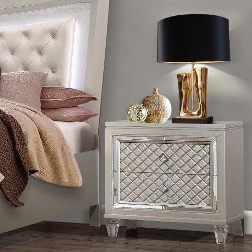 Moris Nightstand
